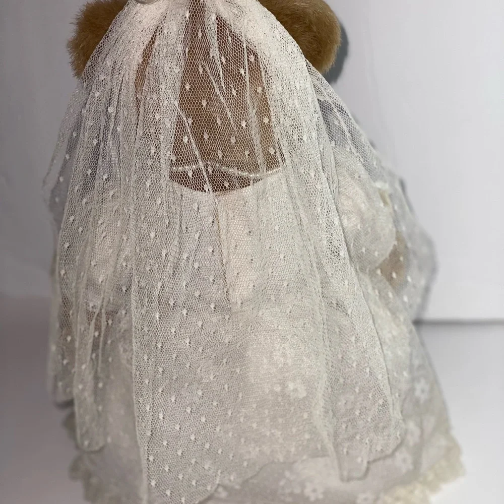 GUND 1990 JUST VINTAGE BEGUND 2250 &2251 WEDDING BRIDE & GROOM TEDDY BEAR